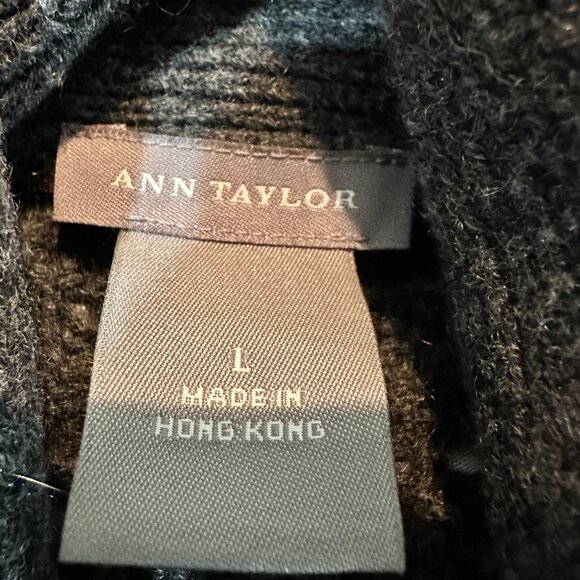 Ann Taylor Dark Grey Wool/Cashmere/ Blend Knit Shawl Collar Cardi, Size L - Picture 12 of 13